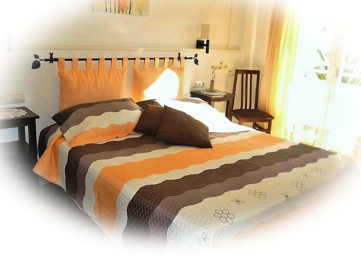 Hostal Yebisah 산타 에우랄리아 데 리오 외부 사진